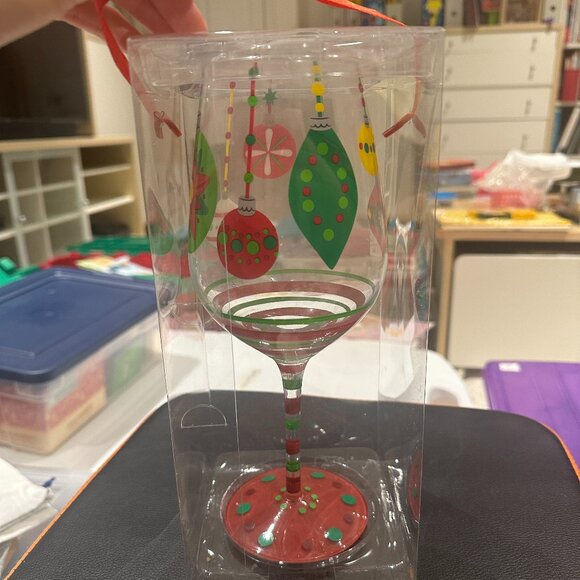 Christmas Wine Glass Other - New HAND PAINTED Glass Green / Red Christmas Ornaments Beverage WINE GLASS